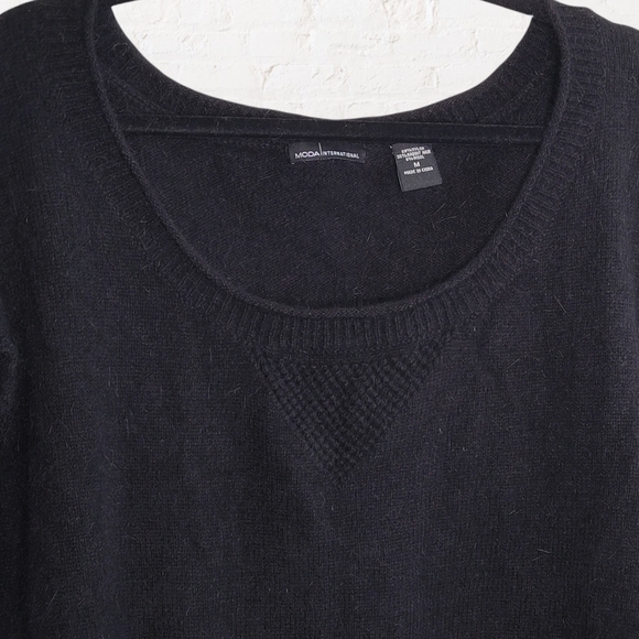 Moda International rabbit hair blend sweater - Picture 6 of 7